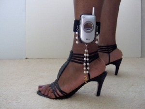 CPC strap:Cellulare o cavigliera? Ecco un gadget molto trendy